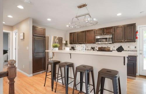 Arvada Plaza Area Casa | Family-friendly 5br W Patio & Games