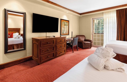 Vail Hotel | Family-friendly Accommodation! 3 Spacious Units with Fireplace!