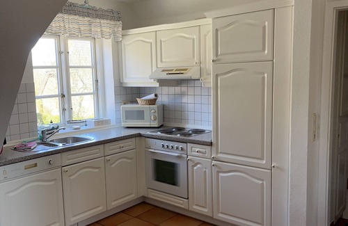 Wrixum Apartamento | Family-friendly apartment with garden use, private terrace and beach chair