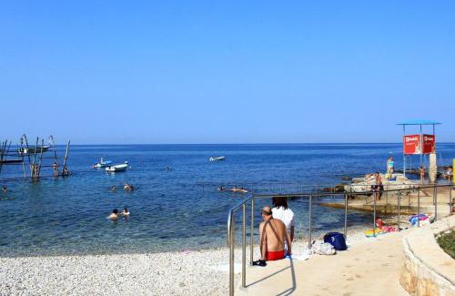 Basanija Apartamento | Family-friendly apartments with swimming pool Basanija, Umag - 3402
