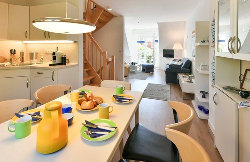 Loog Apartamento | Family-friendly apartment with balcony, terrace and sea view!