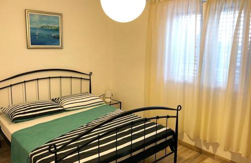 Rogac Apartamento | Family-friendly apartments with swimming pool Rogac, Solta - 5183