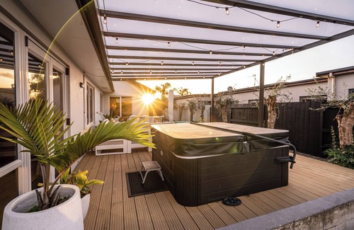 Papamoa Beach Casa | Family Friendly Aquatic lovers dream in Papamoa Beach