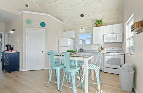Galveston Casa | Family Friendly - Beach Side/Ocean View - 4 min walk to the beach!