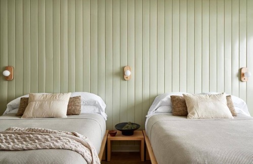 Lake Placid Hotel | Family-Friendly Bluebird Suite l Two Queen Beds & Space to Relax