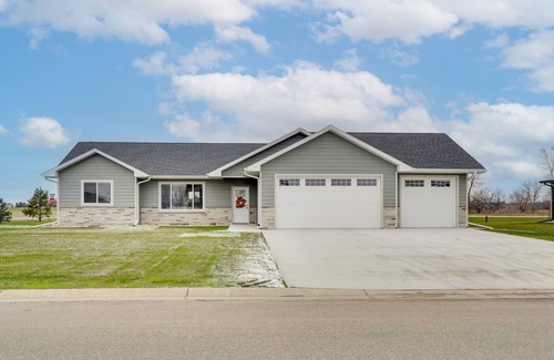 Brookings Casa | Family-Friendly Brookings Home: 3 Mi to Downtown!