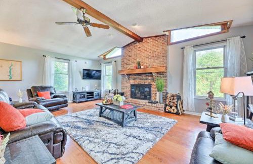 Brookville Casa | Family-Friendly Brookville Home with Hot Tub!