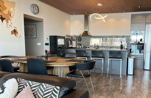 Kjosarhreppur Casa | Family Friendly Country House w/ Amazing View, Hot Tub, Sauna