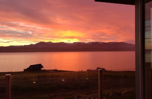 Kjosarhreppur Casa | Family Friendly Country House w/ Amazing View, Hot Tub, Sauna