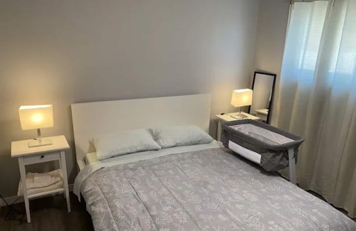 Lower Sackville Casa | Family Friendly 3 BR Home - Pets Allowed + Free Parking