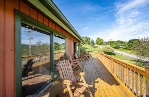 West Valley Casa | Family-Friendly Cabin with Heated Pool & Sauna