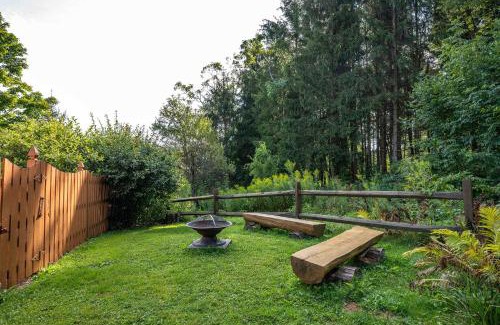West Valley Casa | Family-Friendly Cabin with Heated Pool & Sauna