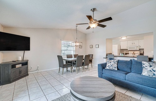Caloosahatchee Cabaña | Family-friendly Cape Coral Home w/ Private Pool!