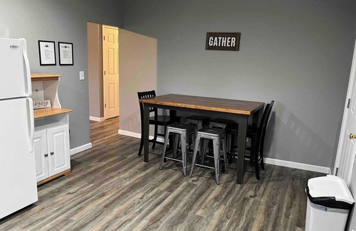 Van Buren Casa | Family-Friendly Central 3BR/2BA Van Buren Home w/Fire Pit & Starlink WiFi