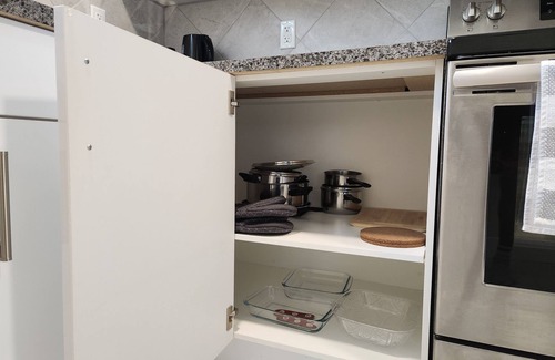 Southwest Edmonton Casa | Family-friendly, clean & affordable 2-BR basement suite close to YEG airport.