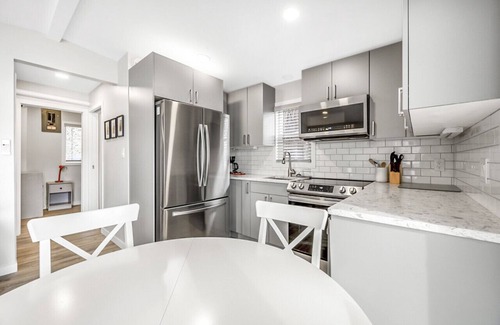 Central Okanagan Apartamento | Family-friendly Cottage with amazing views #2