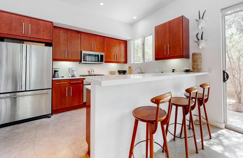 Canyon Corridor Condominio | Family-Friendly Condo w/ Mountain Views, Private Pool