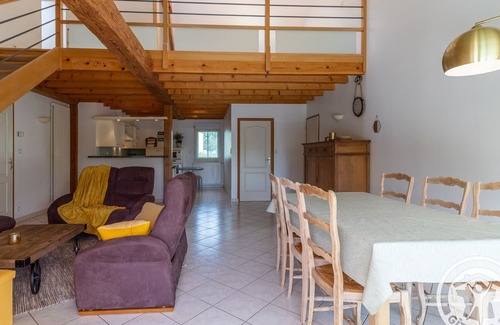 Maulevrier Cabaña | Acogedora casa familiar con jardín cerca del Puy du Fou, Cholet y Lago de Ribou