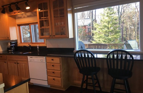 Hayward Cabaña | Cottage para familias w / vistas espectaculares de Round Lake-Hayward, WI
