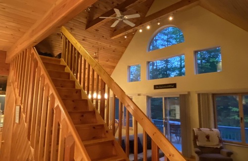Jamaica Chalet De Esquí | Family Friendly Cozy Country Chalet -- Close to skiing, hiking, kayaking, golf