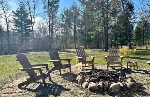 Nekoosa Cabina | Family Friendly Deep Water Getaway - Close to Sand Valley Golf Courses