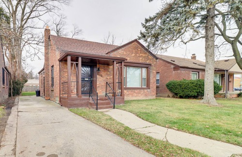 Detroit Cabaña | Family-friendly Detroit Home: 12 Mi to Downtown!