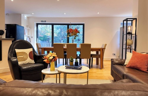Barnhill Apartamento | Family-Friendly En-suite 30min to Central London