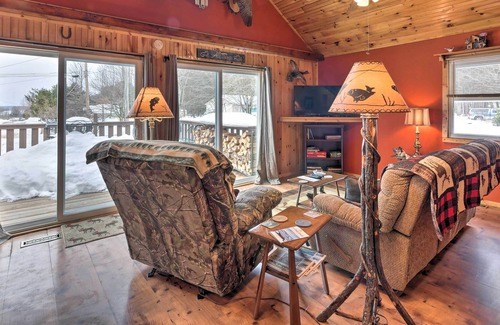 Pymatuning Central Cabaña | Family-Friendly Espyville Cottage Near Lake!