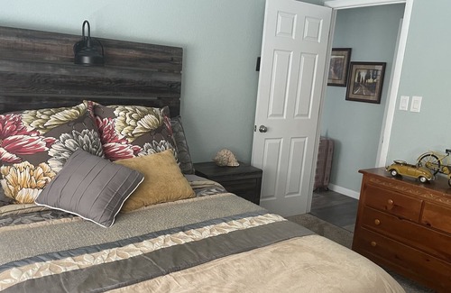 North Auburn Casa | Family Friendly Flat for 8