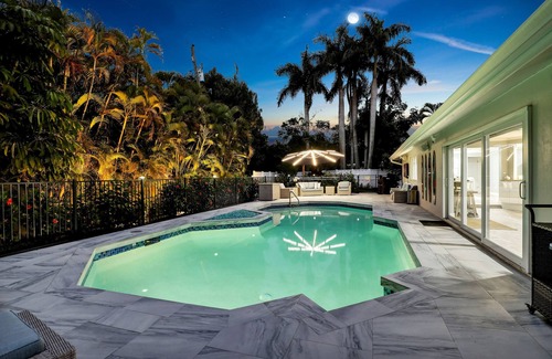McGregor Casa | Family Friendly Fort Myers Vacation Rental w/ Pool