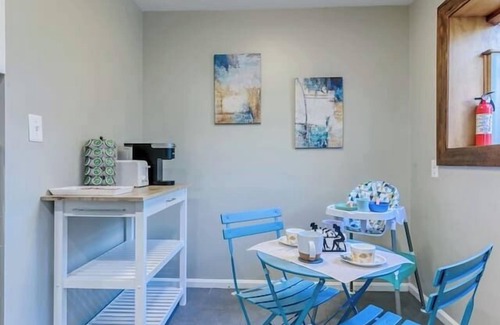 Seminary Hill Casa | Family-Friendly Getaway | Kid Amenities | Backyard