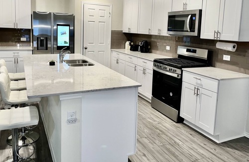 Royse City Casa | Family friendly, great for family stay, Brand New Home.