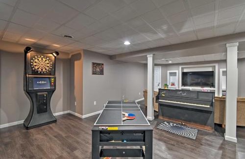 Gresham Casa | Family-Friendly Gresham Getaway with Game Room!
