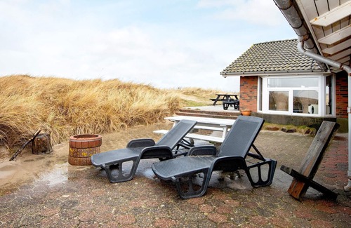 Henne Strand Casa | Refugio familiar con piscina -- By Traum Ferienwohnungen