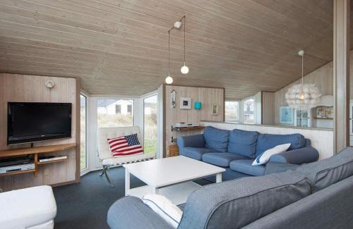 Henne Strand Casa | Family-friendly Haven with Pool - By Traum Ferienwohnungen