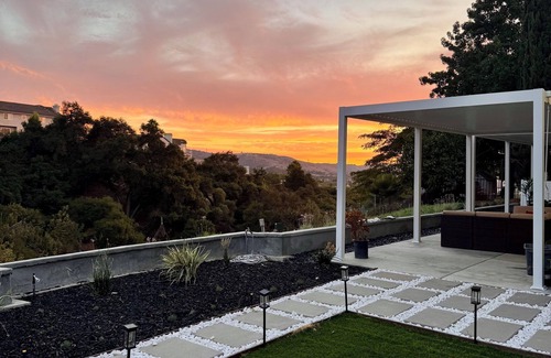 Walnut Casa | Family friendly Hillside Retreat in Walnut