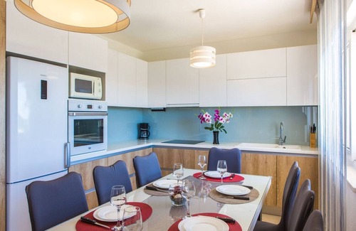 Rudine Casa | Family-Friendly Holiday Home with Private Pool, Playground, and BBQ - Three Bedroom Holiday Home