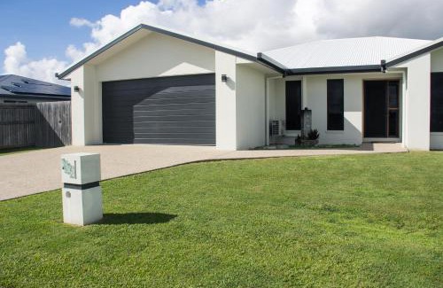 Ooralea Casa | Family Friendly Holiday Home