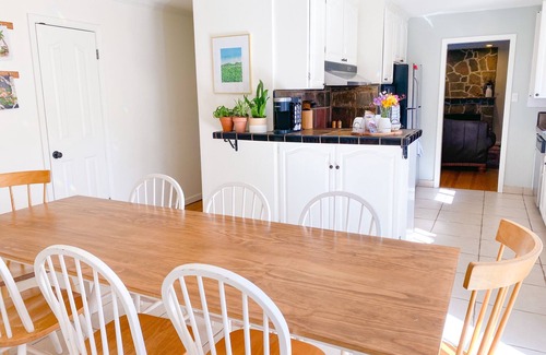Salinas Casa | Family Friendly Homestead + 2 Aquarium Passes located 25 minutes from Monterey