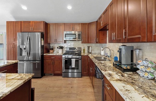 Northglenn Casa | Family Friendly! Hot Tub & Mountain Views!