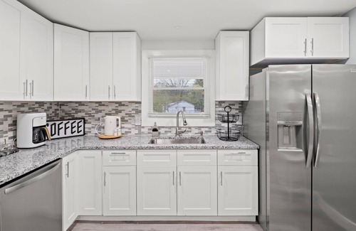 Fort Mill Casa | Family friendly House. 5 Minutes to Ballantyne Shopping and Retail