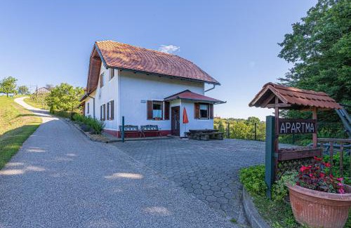 Gorisnica Casa | Family Friendly House Marija - Happy Rentals