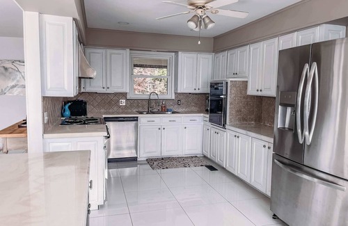 Rogers Casa | Family-Friendly House on Beaver Lake with a View!
