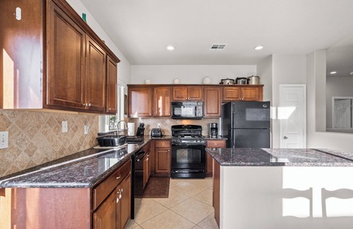 Centennial Hills Casa | Family Friendly House in Centennial Hills