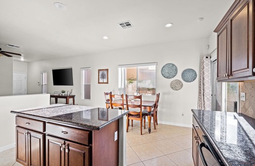Centennial Hills Casa | Family Friendly House in Centennial Hills