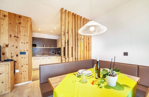 Ultimo Apartamento | Apartamento vacacional familiar "Residence Kalchgruberhof Zirbe" con vistas al lago y Wi-Fi