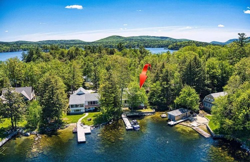 Sunapee Casa | Family friendly lakefront house with dock - minutes from skiing!