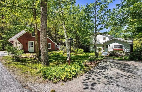 Sunapee Casa | Family friendly lakefront house with dock - minutes from skiing!