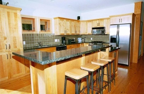 Golden Casa | Lujo familiar 3500sft 5b / 5b en Kicking Horse Resort