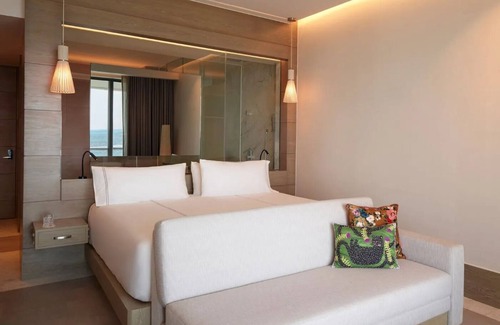 Punta Sam Hotel | Family-Friendly Luxury Suite with Splash Zone, Kids Club & Beach Access